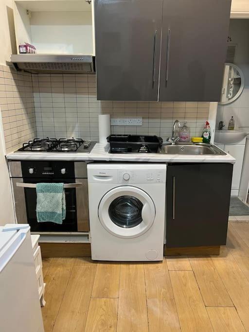 Studio Flat In Central London-Paddington Exteriör bild