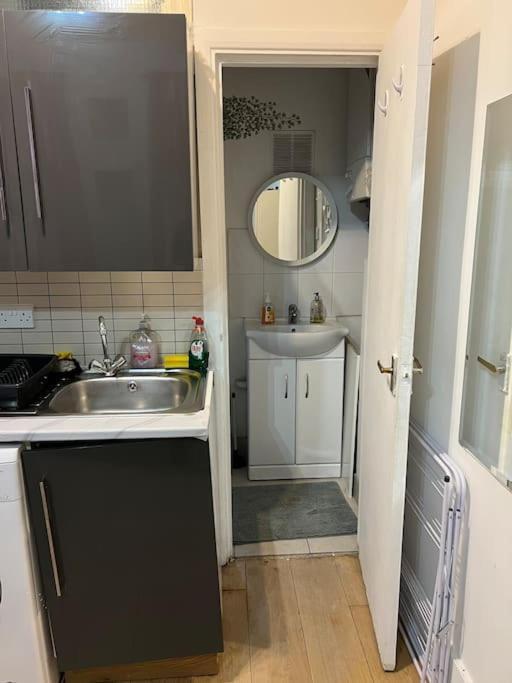 Studio Flat In Central London-Paddington Exteriör bild